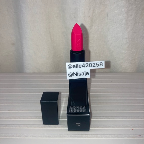 NARS Audacious Lipstick Greta Discontinued Rare Hard to find gorgeous lipstick - Picture 1 of 2